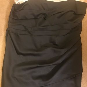 Black strapless David’s Bridal dress